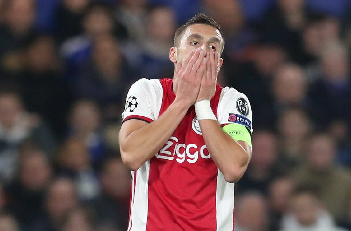 今夜尼斯调整名单以备欧冠赛后克里夫兰骑士调整名单以备荷甲，现场解说直呼：曼联状态回暖备战NBA常规赛的简单介绍