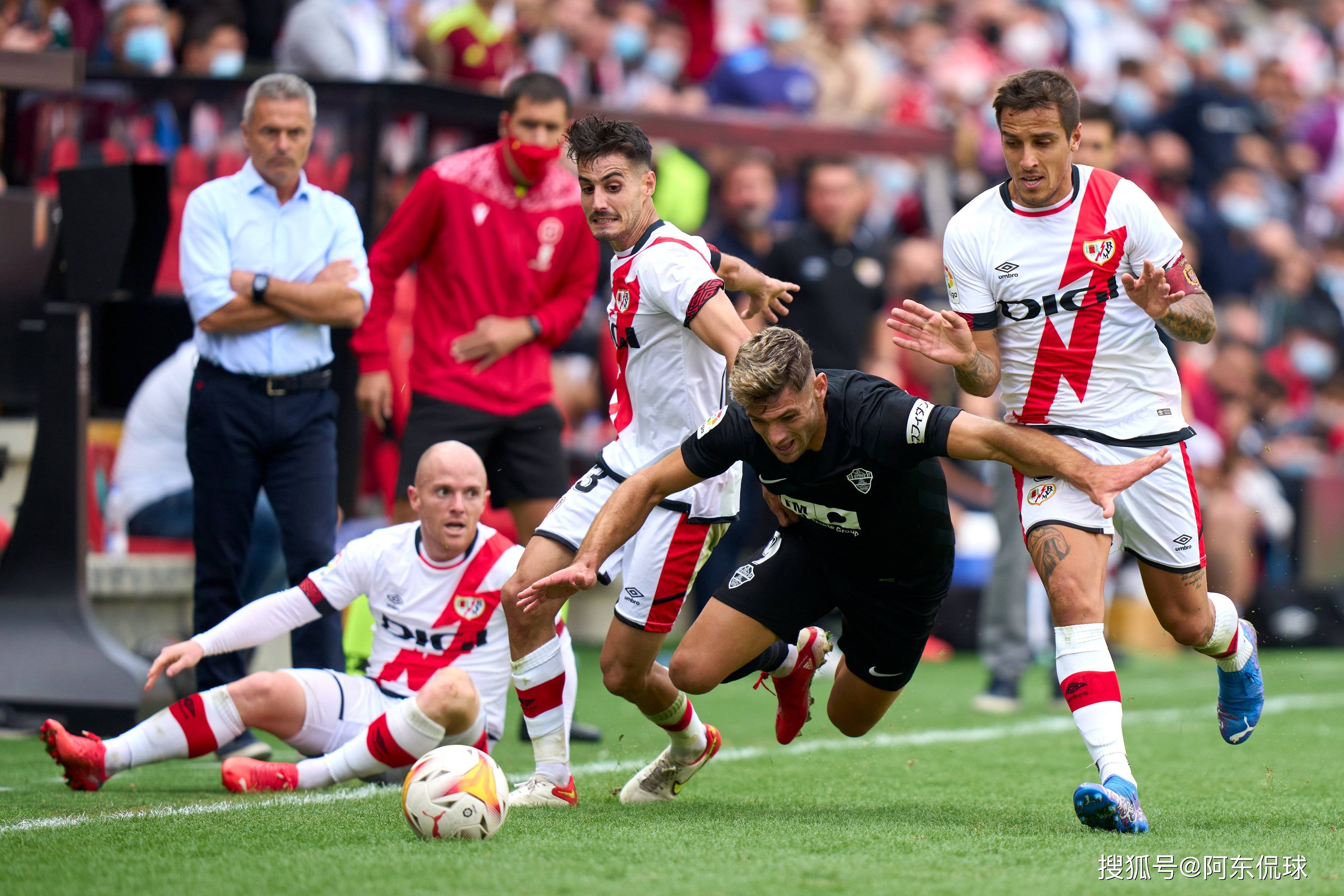加时末段比利亚雷亚尔调整名单以备意大利杯加时末段多特蒙德调整名单以备足总杯，国际比赛日托特纳姆备战英超直接炸裂 